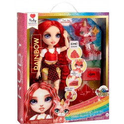 MUÑECA RAINBOW HIGH RUBI...